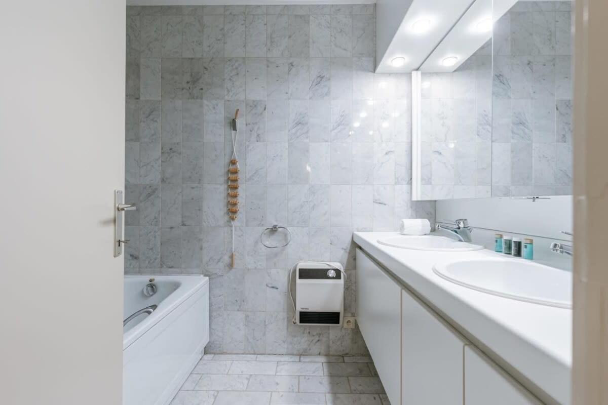 Huswell - Authentic Apartment With Terraces And Parking كنوك هايست المظهر الخارجي الصورة